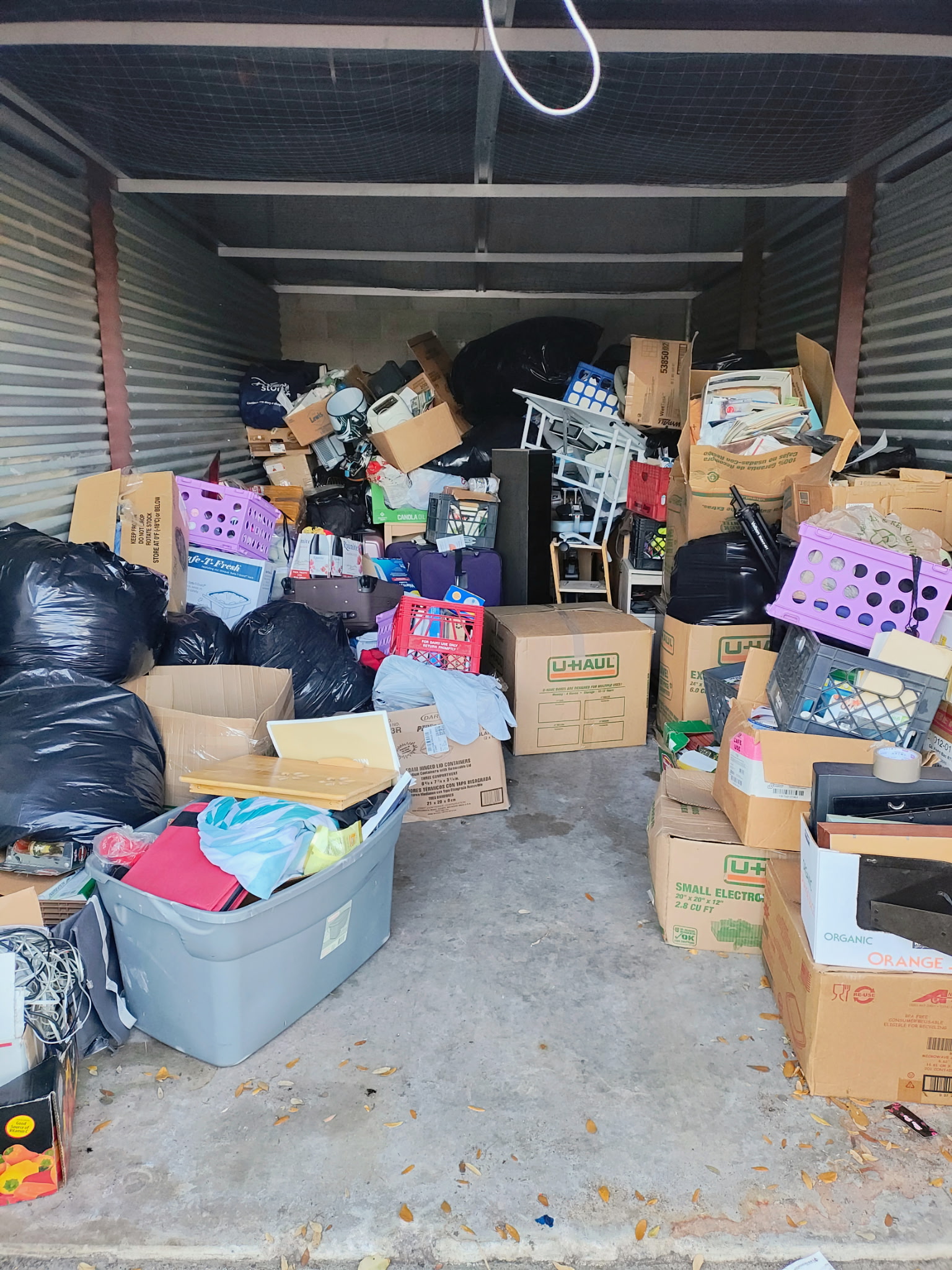 Storage unit before cleanout