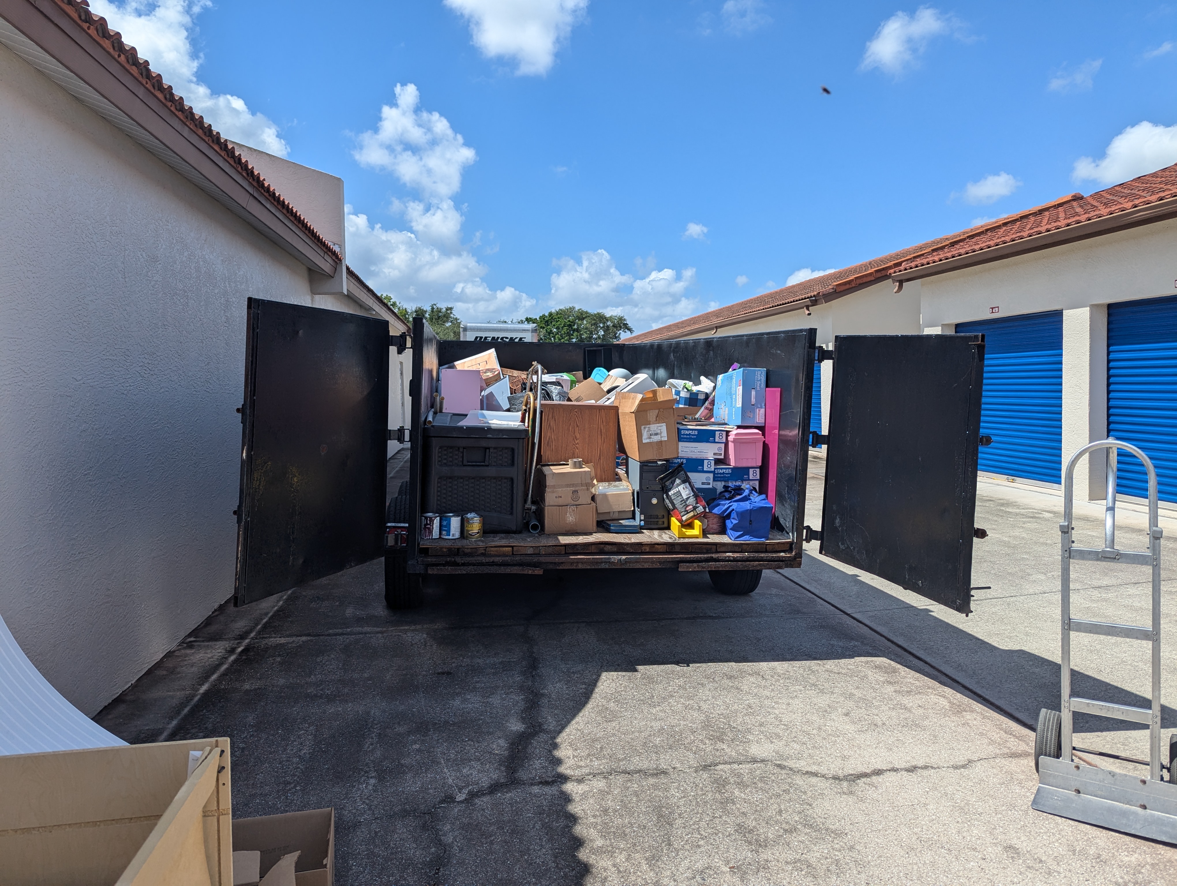 Efficiently packed trailer